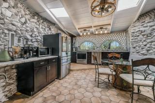 Tucson Bottle House - New Listing - Special Deals - Tucson - 6