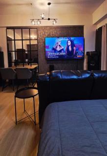 75 TV Surround Your Private Director's Club Suite - Trece Martires - 3