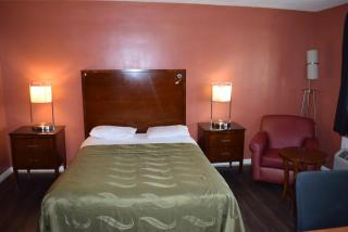 Friendship Motor Inn - Cedar Crest Manor - 4