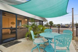 The Dockhouse - Englewood - 9