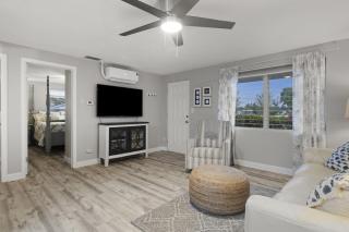 The Dockhouse - Englewood - 5