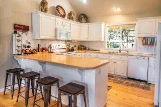 Cozy Sisters Home - Sisters - 6