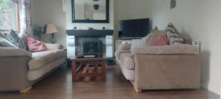 0ne bed house on private road - Lusk - 3