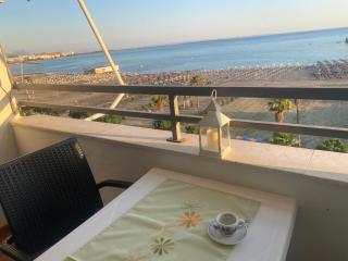 Albi Apartmet beachfront in Shengjin - 8