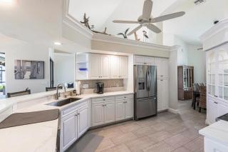 Neptunes Realm - Marco Island - 4