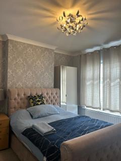 Narie Little Cottage - Brierley Hill - 0