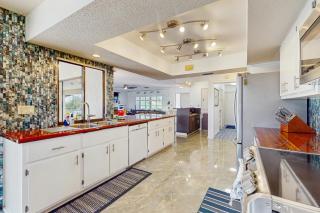 Blue Dolphin - Punta Gorda - 1
