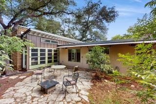 Cool Mid-Century Modern 3/2 - Austin - 9
