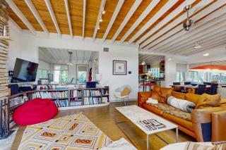 Cool Mid-Century Modern 3/2 - Austin - 7