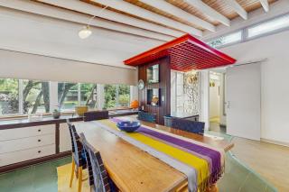 Cool Mid-Century Modern 3/2 - Austin - 4
