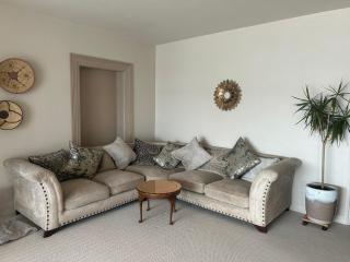 Clifftop Apartment Panoramic Seaview Penthouse Apartment sleeps 8 - Torquay - 6