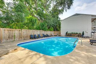 Walk to Ocean Springs Beach Condo with Pool! - Ocean Springs - 9