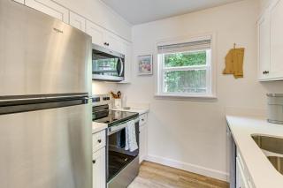 Walk to Ocean Springs Beach Condo with Pool! - 6