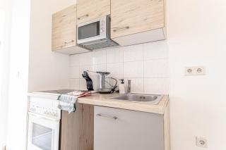 Modern Comfort 2-Bedroom, Near Westbahnhof - Viena - 6