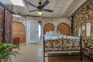 Tucson Bottle House - New Listing - Special Deals - 0