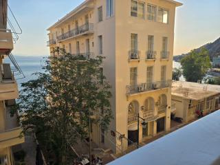 AGORA luxury APARTMENT 2 - Loutraki - 4