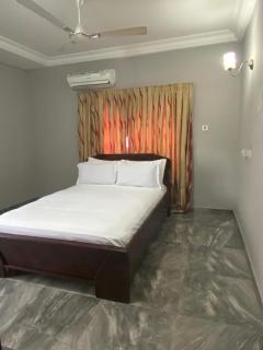 Luxury 4-Bedrom Home in Kumasi 5 mins to Airport - Kumasi - 9