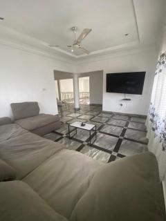 Luxury 4-Bedrom Home in Kumasi 5 mins to Airport - Kumasi - 6