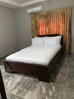 Luxury 4-Bedrom Home in Kumasi 5 mins to Airport - Kumasi - 4