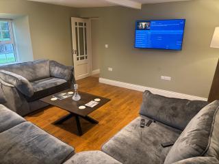 The Residence at Lough Key - Luxury by the Water - 3