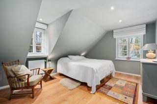 GUT KLETKAMP "Försterei" - Freistehendes Backsteinhaus mit 4 Schlafzimmern ruhig am Waldrand gelegen I Kamin I Garten & Terrasse I 15 Min zur Ostsee I 3 Bäder I Küche I Parkplatz I WLAN - Kletkamp - 4
