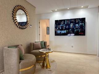 Luxe Family Apartment Near Beachfront - Tangeri - 4