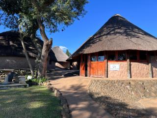 Kwakunje guest lodge - - 1