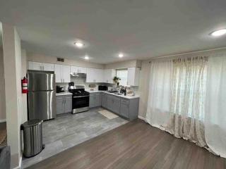 Luxury 3 KINGs Bedroom near EWR airport NYC Newark - Newark - 5
