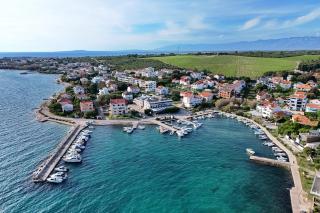 Mare 9 Cozy Two Bedroom Apartment with Garden - Petrcane (Peterzane) - 6