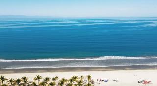 6 Person Occupancy 1 Block to Beach Views from Terrace - Nuevo Vallarta - 7