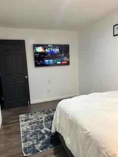 Comfy Cozy 2 bed minute EWR NYC - Newark - 9