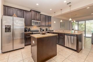 Amazing home in Davenport 4br 3 5 bath - 6