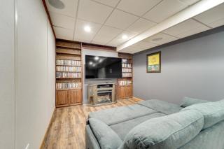 Day Trip to Shenandoah NP Movie Night-Ready Home - - 9
