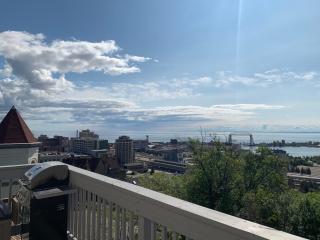 Whole House Lake and Lift Bridge Overlook - Duluth - 9