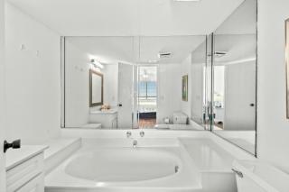 Sanabel 414 Lovely Oceanfront Condo with Jacuzzi Tub - Myrtle Beach - 4