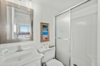 Sanabel 414 Lovely Oceanfront Condo with Jacuzzi Tub - Myrtle Beach - 2