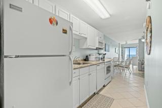 Sanabel 506 Affordable Oceanfront 2BR 2BA condo - Myrtle Beach - 8