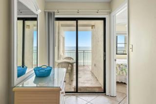 Cozy Oceanfront Condo: Sanabel 608 with Indoor Pool and Outdoor Hot tub - Myrtle Beach - 3