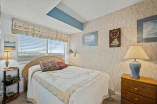 Sanabel 609: Oceanfront Condo with Indoor Pool and Outdoor Hot tub - Myrtle Beach - 6