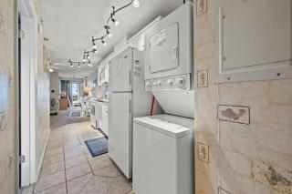 Sanabel 609: Oceanfront Condo with Indoor Pool and Outdoor Hot tub - Myrtle Beach - 7