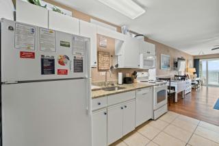 Oceanfront Wrap Around Balcony: Sanabel 615 2BR 2BA Condo - Myrtle Beach - 8