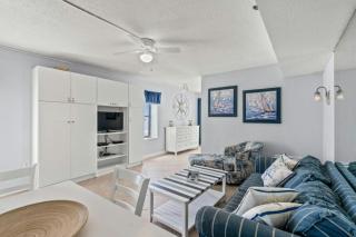 Sanabel 215 Extraordinary Views from Extra Large Oceanfront Balcony - Myrtle Beach - 9