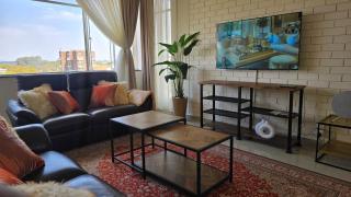 Bright & Airy 2BR in CBD Harare Modern with city view - 3