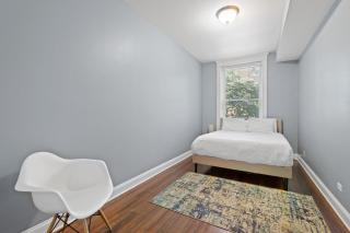 Lincoln Park Mega Space 1 Parking Space Sleeps 18 condo - Chicago - 7