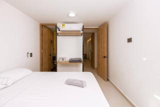 M401 Poblado Apt close to lleras park jacuzzi AC - Medellín - 7