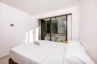 M301 Poblado Apt close to lleras park jacuzzi AC - 5