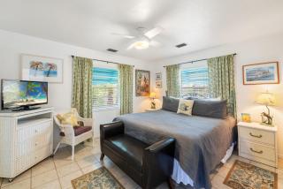 Seaside Cottage- coastal retreat - Cedar Key - 5