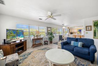 Seaside Cottage- coastal retreat - 2