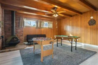 Wakefield Cozy Stay foosball FirePit Hammock - Los Angeles - 9