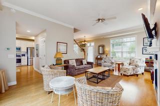 Beacon Court Condo F - Douglas - 9